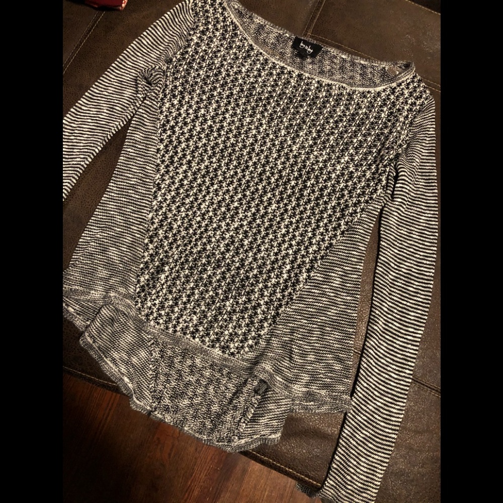 Black and white buckle shirt